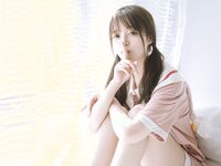 極品網紅美少女嫩妹草莓味的奈奈兔罕露臉高價24套-NO.020 居家系列 Vol.01 草莓味的居家少女 [23P+1V]