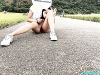 極品女神系母狗的淫色露出生活 極品女神被粉絲膜拜啪啪露出 高清私拍