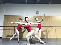 【黑客破解】台中18歲的舞蹈班學員黃嘉雯 各種私拍泄密流出6