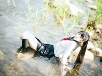 [新姬上線][會員][圖包][CosPlay]蘿莉嫩妹@超級美穴@落落Raku之閃光少女~Shining Days~ 戶外露出的學妹 密穴粉嫩 香甜可口 硬得哥哥停不下來