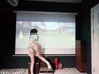 最新推特七位人氣蘿莉女主露出私拍 戶外野戰全裸路邊翹美臀後入啪啪小羊咩咩