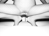 走另類情色唯美路線的攝影大咖AMA女體藝術私拍各種露臉極品反差美模觀感另一種滋味