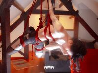 走另類情色唯美路線的攝影大咖AMA女體藝術私拍各種露臉極品反差美模觀感另一種滋味