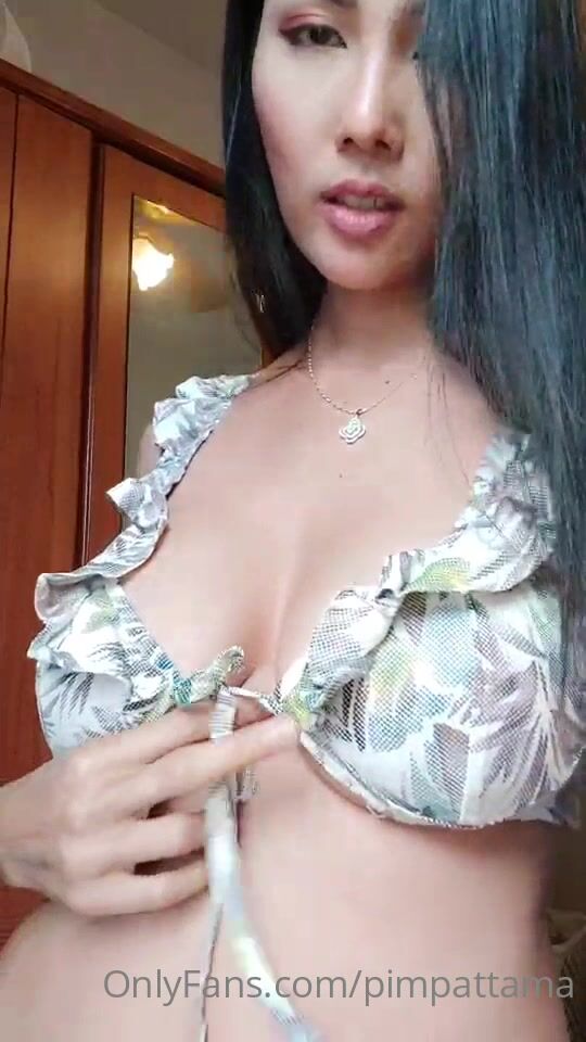 群狼求檔Onlyfans擼鐵美顏極品巨乳長腿反差御姐Pim可愛兔牙紅唇馬甲線不雅自拍視圖 (8)