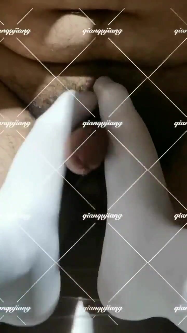 推特字母圈上海蘿莉風殘忍調教女大神【千曲醬】花樣百出極限虐奴~龜頭責罰強製取精馬眼酷刑 (185)