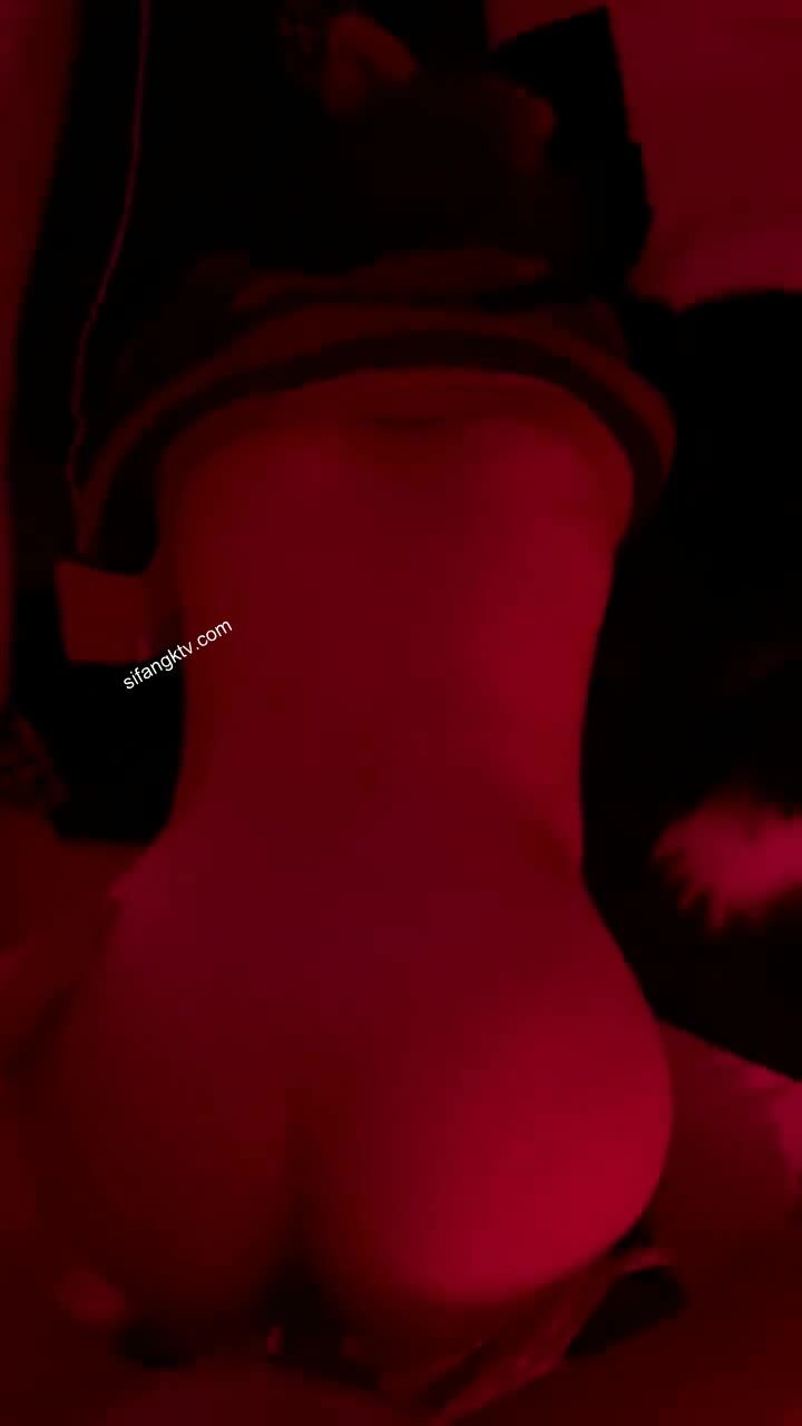 微博海歸大神『性學先生』終極調教啪啪私拍 連操三天粉逼軟妹 蜜桃臀美女 (23)