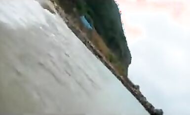 戶外露出界鼻祖！曾火遍全網的美臀反差人妻【人間精靈】景區人前放肆露出+野戰車震無水全套 (2)