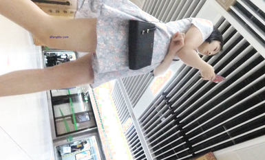 成都地鐵醫院抄底 驚現無內長腿美女 各式內內讓人噴血 幻想扒下推到啪啪 高清1080P版 (9)