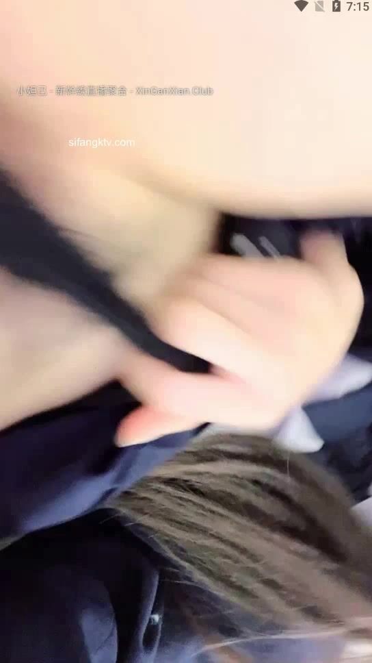 19歲的廣州妹妹！【京魚兒】道具自慰爆漿，粉穴近距離B (2)