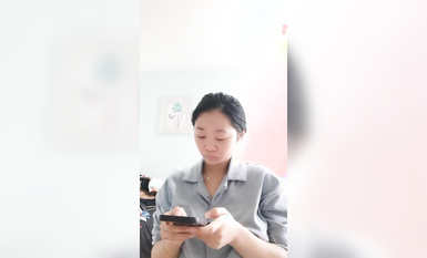 應求更新！美胸大學生~【眼裡有星辰】道具自慰~好騷好美！ (11)