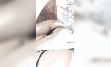 打飛機推薦！這奶子絕了~【小謎鹿】極品美乳~害我狂擼！不需要臉，靠奶子就讓粉絲們瘋狂了 (5)