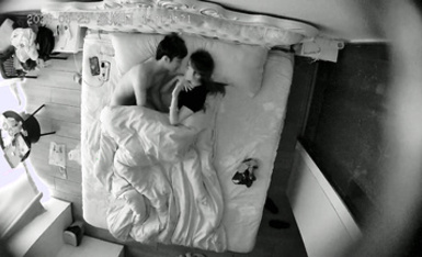 2023-6-25酒店偷拍 假期開房的顏值學生情侶身材勻稱眼鏡妹嫌棄男友射太快後續