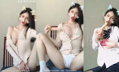 微博推特極品露臉福利姬【樂萌寶】付費私拍②，道具自慰各種淫態，越漂亮越反差 合集（4）