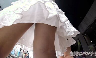 【推薦CD】 台灣商場車站跟拍CD抄底5位美女 (5)