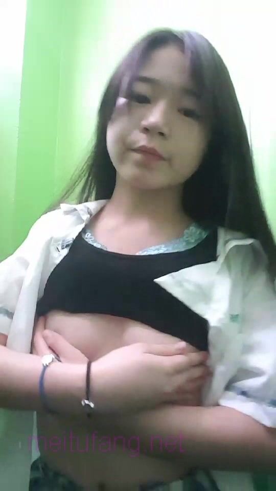 【黑客破解】 高二女生和男友之間的那點私密事被曝光 (1)