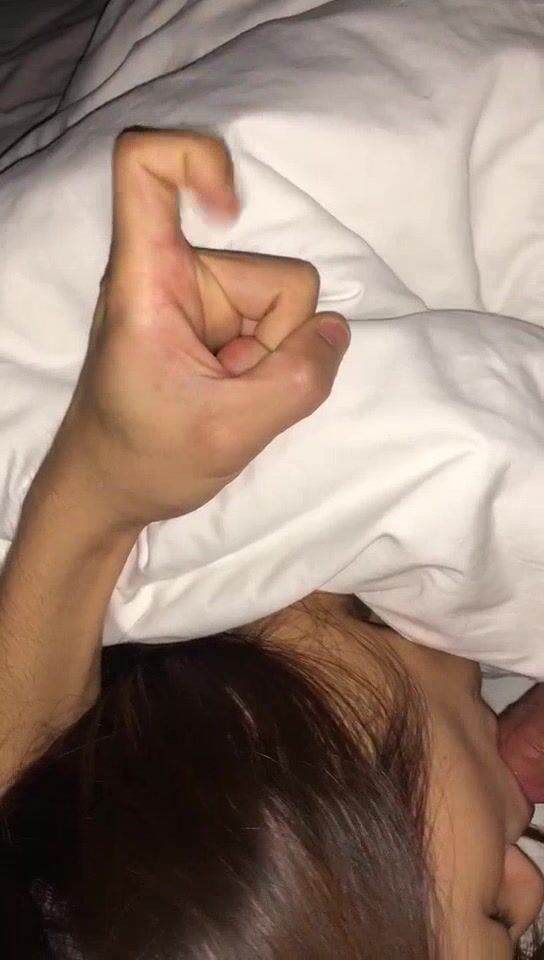 稚嫩漂亮嫩妹『清純女友』清純系妹子被大肉棒男友猛操 騎在妹子臉舔蛋蛋肉棒 完美露臉  (22)