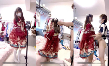 洛麗塔小可愛【軟軟兔Lt774523412】超可愛的LO裙小女僕來咯 輕花嫁白絲LO娘主動上位騎乘 人前乖乖女人後小狗 用小穴溫暖爸爸的大雞巴