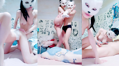 極品少女姐妹花【晴晴櫻子】白皙皮膚美乳！有男主操逼，扶吊插穴騎乘位，抬腿側入抽插嫩穴，小穴水嫩多汁