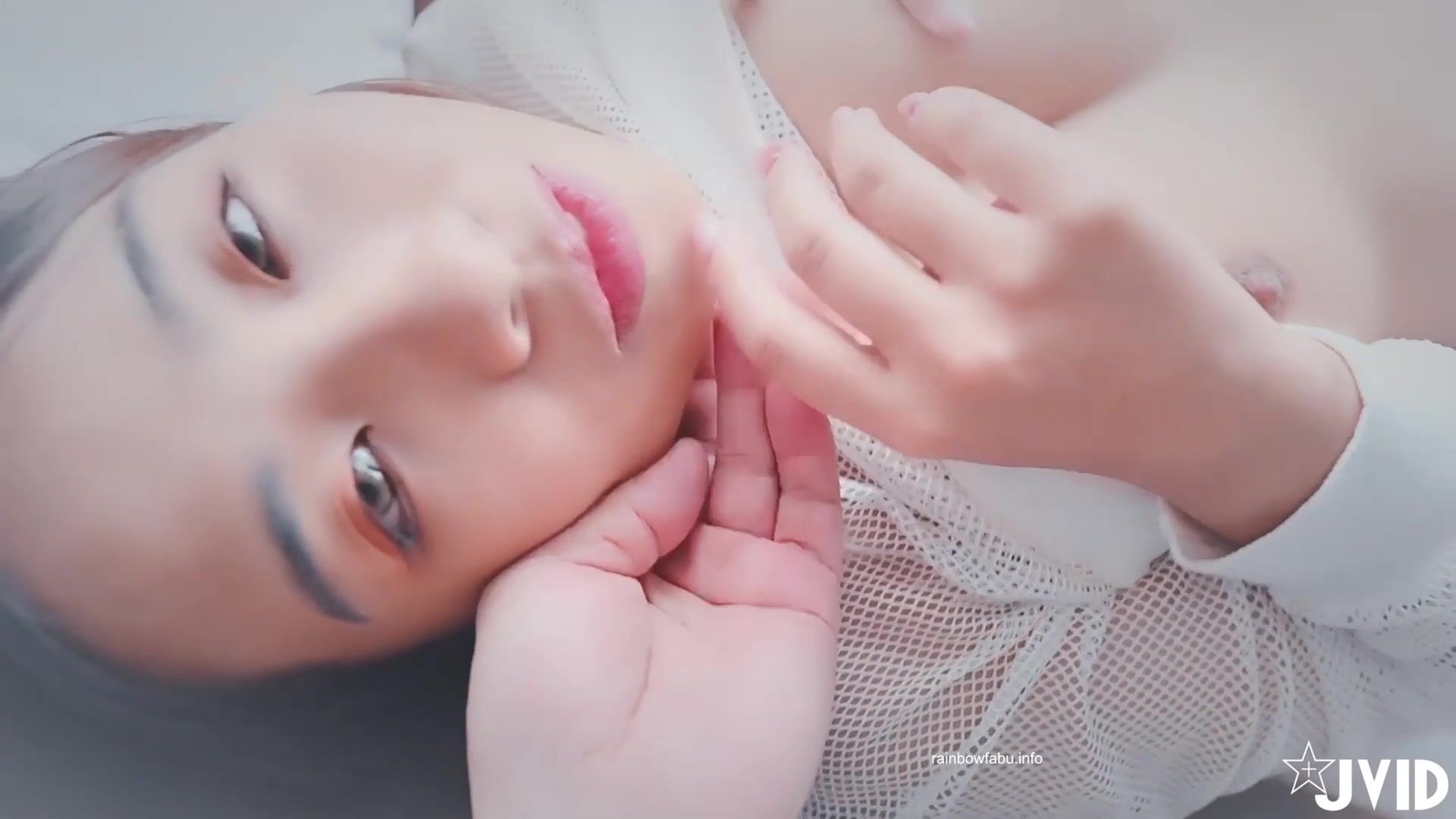 18禁極品巨乳清純妹【詩彤恩-出國留學的鄰居妹妹暑假回國立刻來找我玩禁忌游戲】