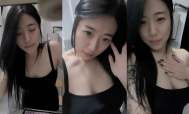 2024年6月，學生妹挺叛逆，【你的白月光】，在宿舍就把慾望寫臉上了，極品美穴，身材一流很挑逗！(3)