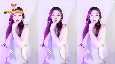 萬元定製網易CC星秀代言人極品天然巨乳女神【66睡不醒】情趣艷舞挑逗，露三點揉奶掰逼紫薇 (2)