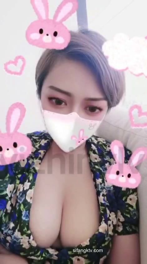 推特女神『大婊姐』深情解說每一個淫亂不堪的故事_當著老公面被他朋友無套插入的三人大戰 (14)