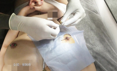 宗師級玩家SM界塔尖反差婊女奴【張婉依】地獄式重度調教乳頭穿釘、抽逼、電擊各種整活 (10)