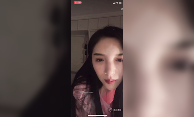 最新《瘋狂抖音》外篇之《抖音擦邊》眾女神直播中各種閃現走光刷邊 露毛露屁 凸點誘惑 (129)