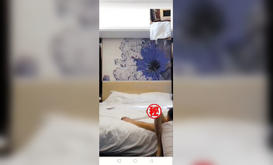 牧風人妻【真實高質量換妻】網上招來優質猛男來操 長腿黑絲老婆 (4)