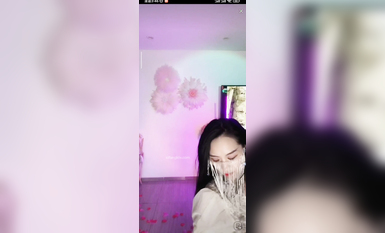 最新《瘋狂抖音》外篇之《抖音擦邊》眾女神直播中各種閃現走光刷邊 露毛露屁 凸點誘惑 (150)