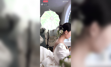 最新《瘋狂抖音》外篇之《抖音擦邊》眾女神直播中各種閃現走光刷邊 露毛露屁 凸點誘惑 (104)