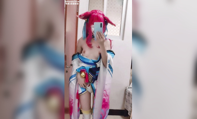 不甜 戴口罩的cosplay妹子，素人感還是挺強的，擼點也有，值得一看 (3)