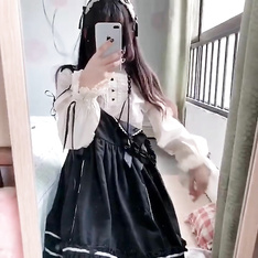 【青春無敵】推特人氣嫩妹，抖音風女菩薩【tongtong_22】福利，裸舞自慰啪啪 (2)