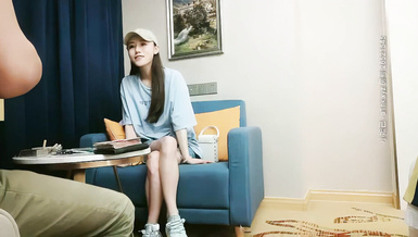 沈先森今晚試試大圈外圍妹子，鴨舌帽大長腿操的妹子啊啊啊叫，嫌妹子假叫搞一會讓妹子走了