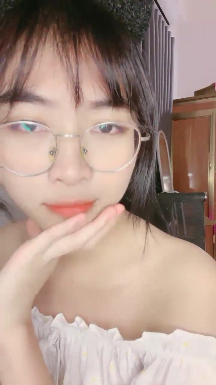 【極品白虎】【小朋友不吃糖】大合集，道具淫水白漿四溢 (6)