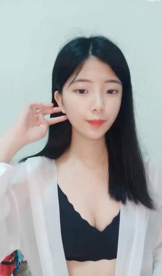 超重磅絕版資源！校花女神【一夢】早期下海珍貴錄像~！ (12)