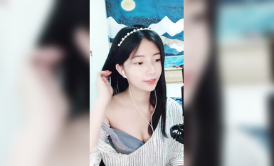 超重磅絕版資源！校花女神【一夢】早期下海珍貴錄像~！ (3)