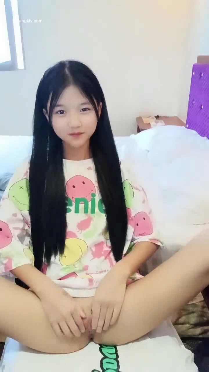 新人！大學生下海~校花級別~【雅萱】太純了 被操無套顏射~！ (2)