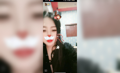 最新《瘋狂抖音》外篇之《抖音擦邊2》顏值主播各顯神通 閃現走光 刷邊尿尿熱舞 扣逼漏奶 (172)