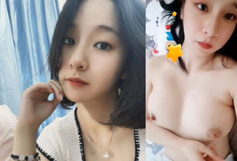 00後騷母狗女大學生，在女生宿舍裡面自拍給異地戀男友看，私下裡竟然這么飢渴