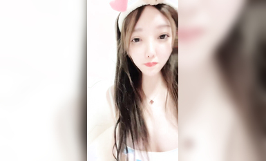 【小奕可】【小一可】新人下海 顏值學妹 跳蛋自慰噴水 (9)